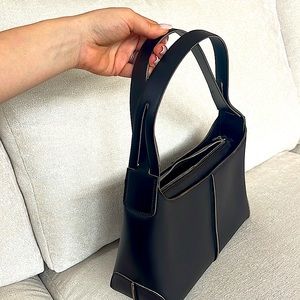 New* TOD’S genuine leather double strap shoulder purse